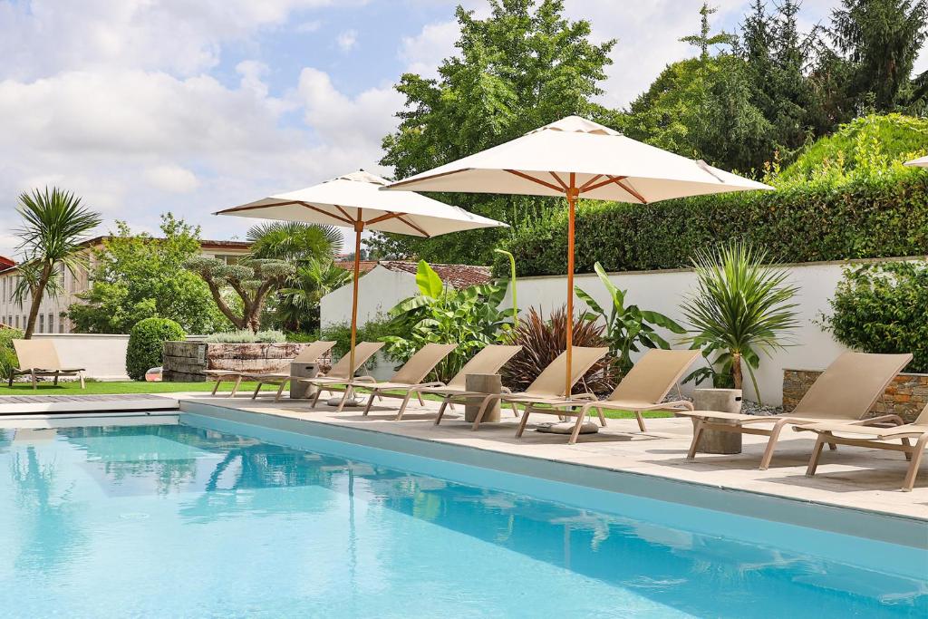 hotel-argia-private-pool-hotels-france-2 hotel argia private pool hotel france pool 3