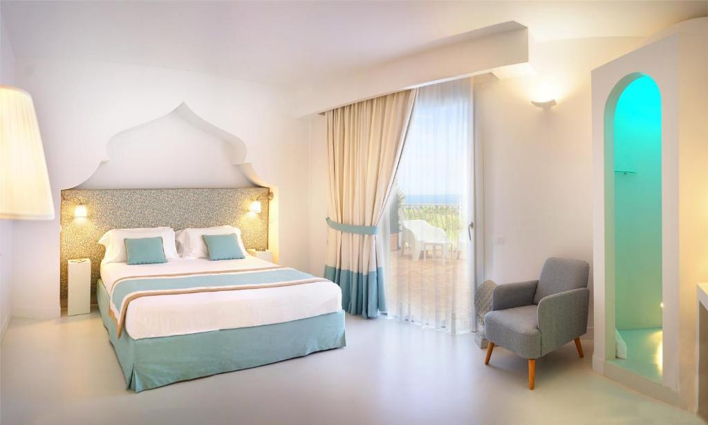 il-borghetto-creative-resort-private-pool-hotels-italy-6 Il Borghetto Creative Resort room 2