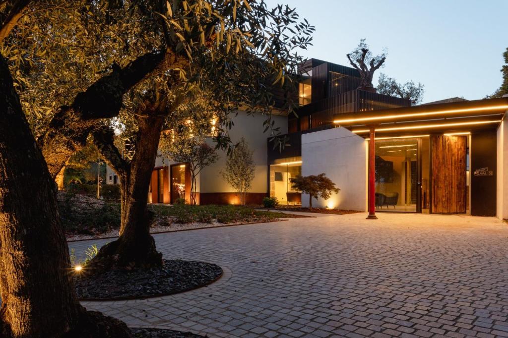 quinta-de-silvalde-private-pool-hotels-portugal-1
