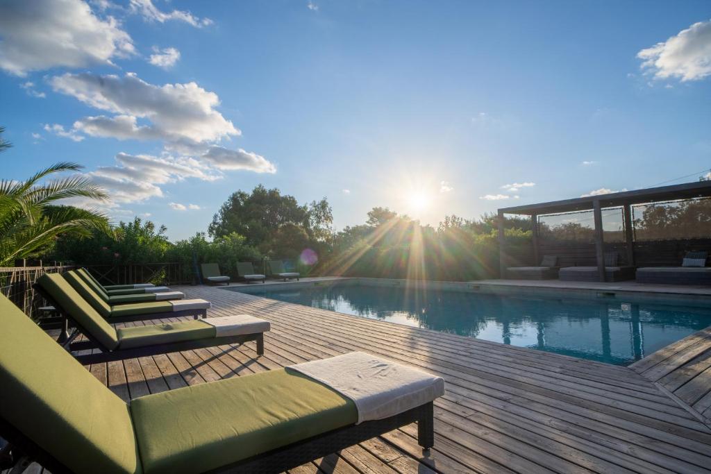 residence-casarina-private-pool-hotels-france-3 Résidence Casarina sunset